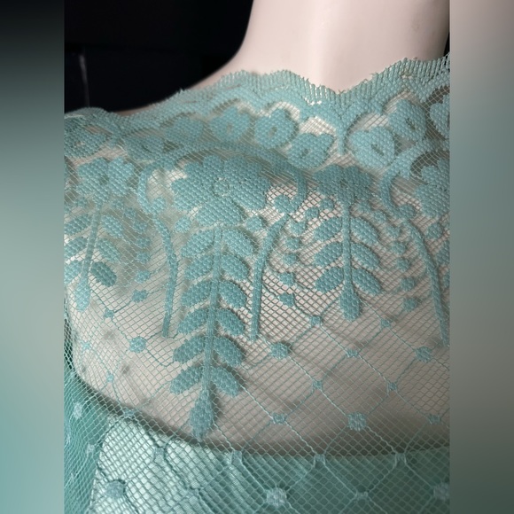 Vintage 60s/70s aqua lace dress - Picture 4 of 11